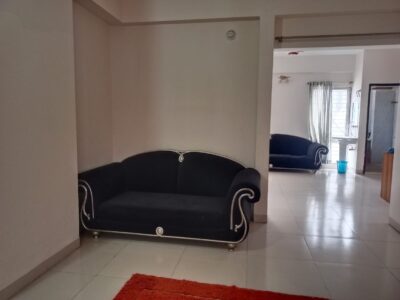 Lavish Fully Furnished Apartment up for Grab