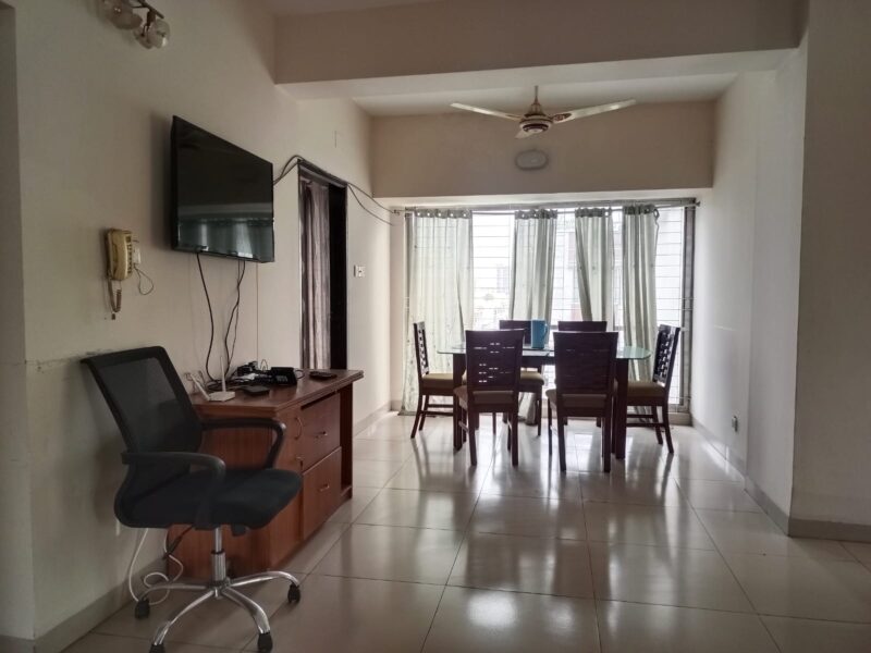 Affordable Full Furnished Apartment up for Grab in Bashundhara R/A.