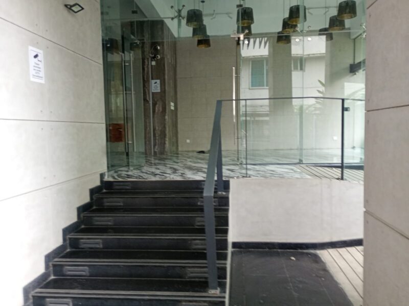 Luxury Semi Furnished Apartment for Rent in Gulshan – Pool & Gym Access